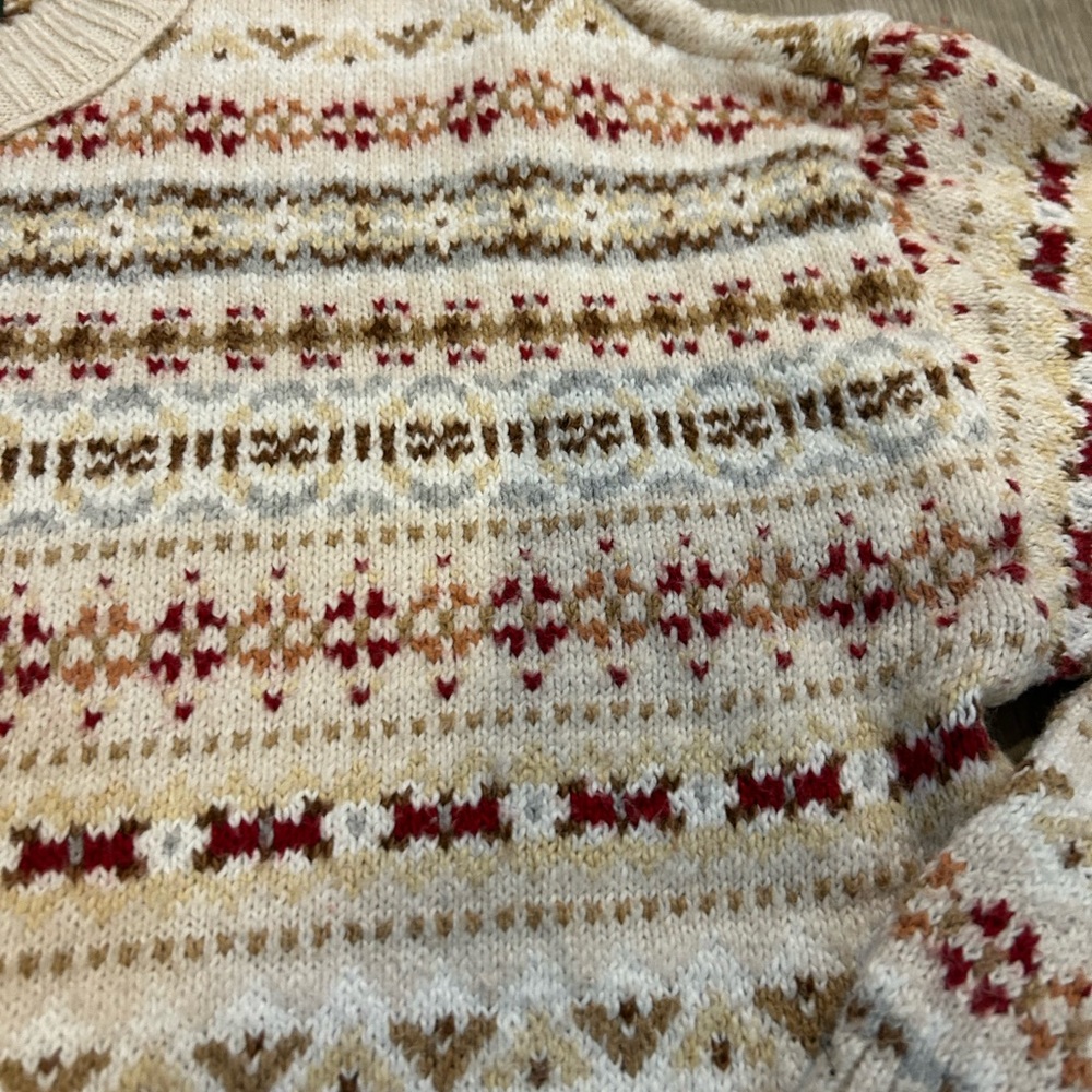 American Eagle Outfitters Cream and Red Patterned Women's Sweater size medium - Picture 6 of 8